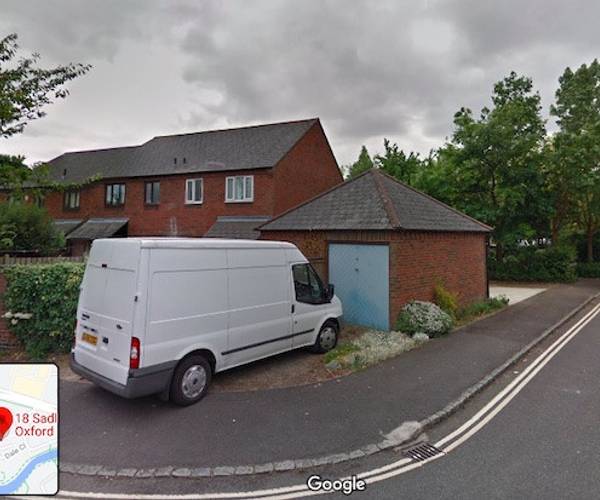 Parking on Sadler Walk, OX1