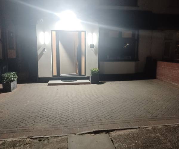 Parking on Gresham Road, TW3
