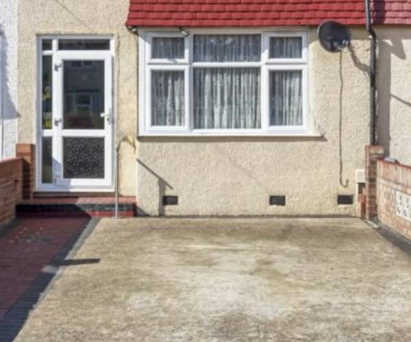 Parking on Fendyke Road, DA17