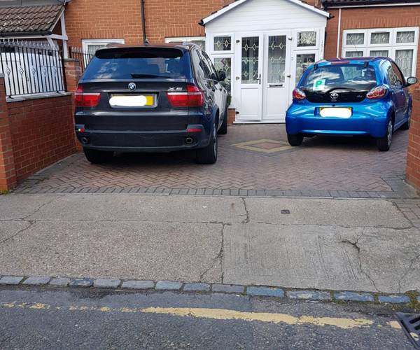 Parking on Ashfield Street, E1
