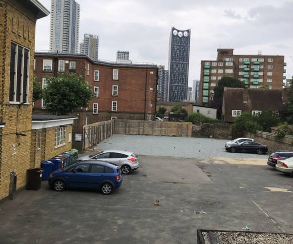 St Mary's Newington Car Park