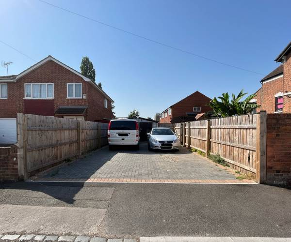 Parking on Sebert Street, GL1