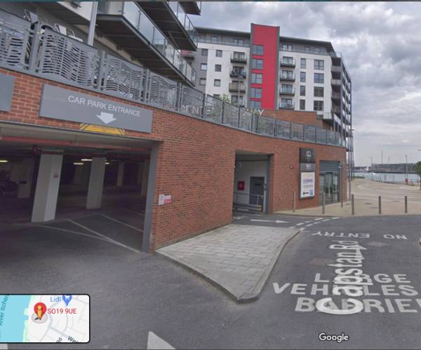 Centenary Quay Visitors Car Park