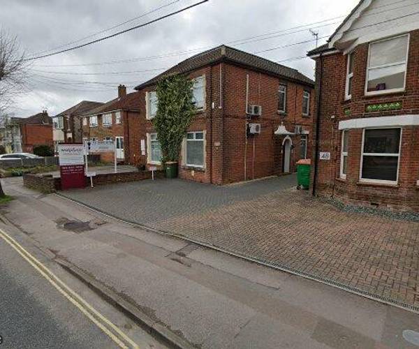 Leigh Road, SO50