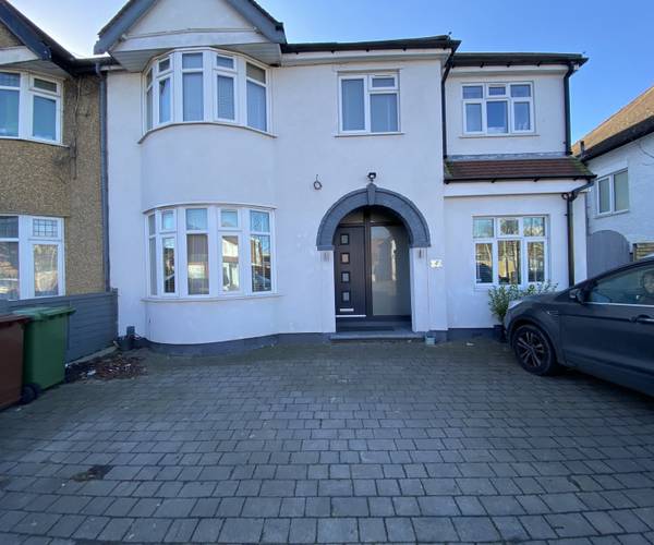 Parking on Furzehill Road, WD6