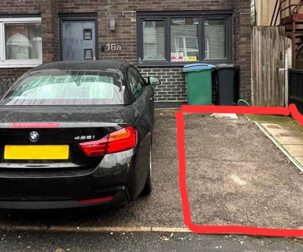Parking on Woodford Road, WD17