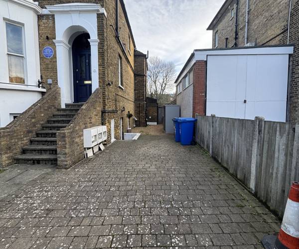 Parking on Crystal Palace Road, SE22
