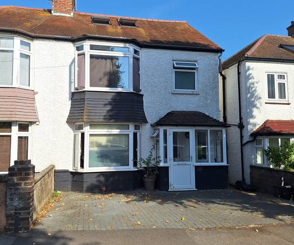 Parking on Aldrington Avenue, BN3