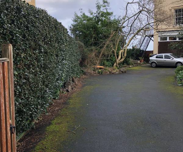 Parking on Priory Road, WR14
