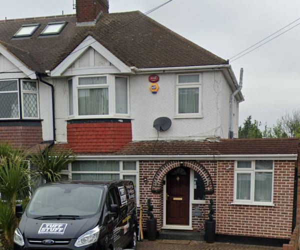 Parking on Jubilee Drive, HA4