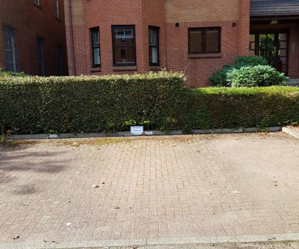Parking on Falloch Road, G42