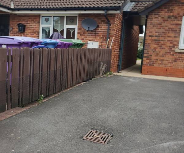 Parking on Argos Place, L20