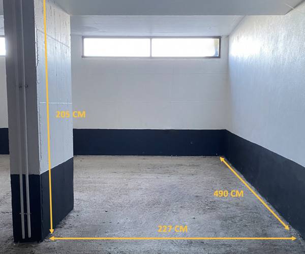 Parking on The Terrace, TR26