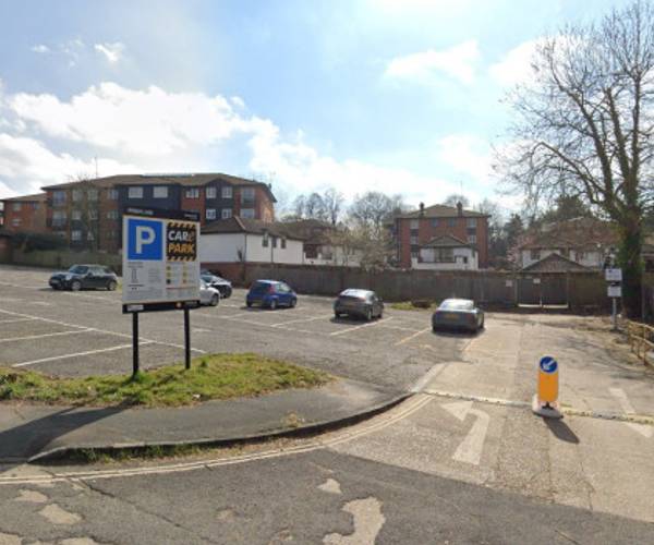 Care Park - Haywards Heath Car Park Prebook