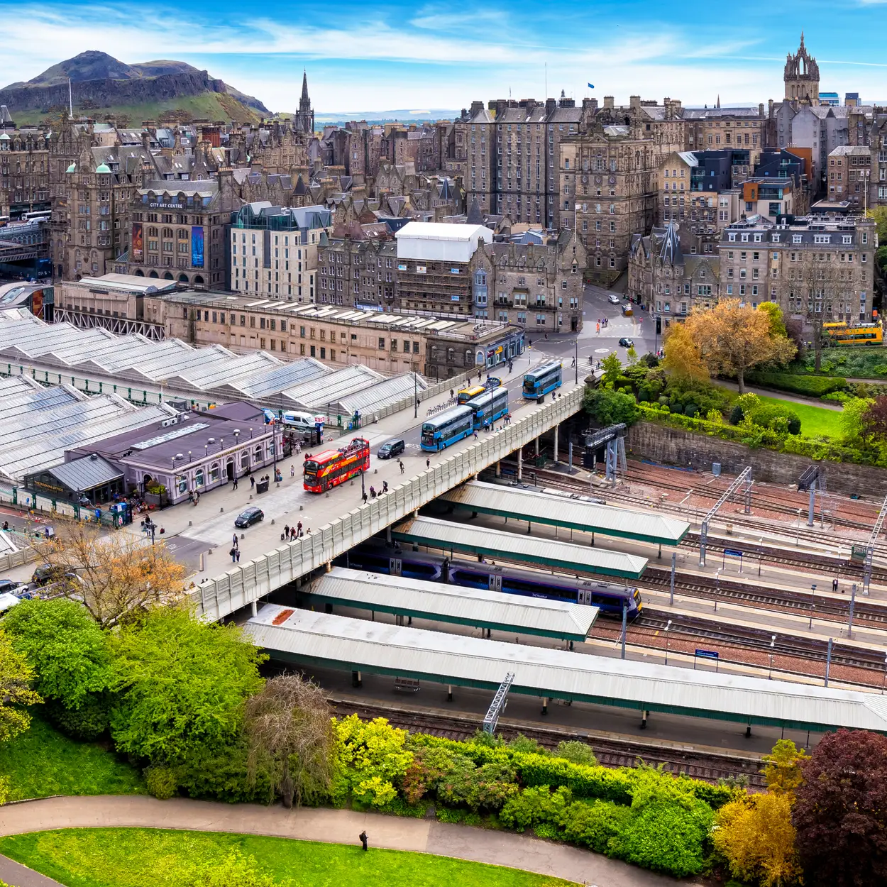 edinburgh-waverley-station-parking-from-10-per-day