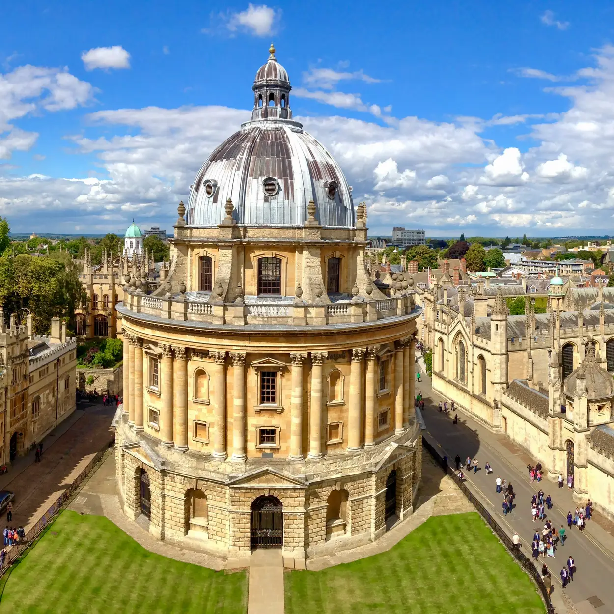 Oxford Parking Book from 4.30 per day