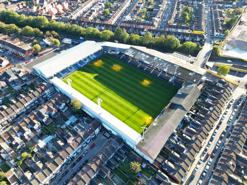 Luton town fc